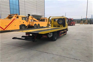 化州非事故拖车